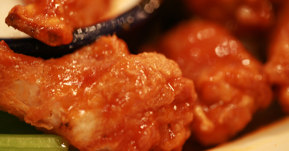 How to Make RESTAURANT STYLE HOT WINGS Directions